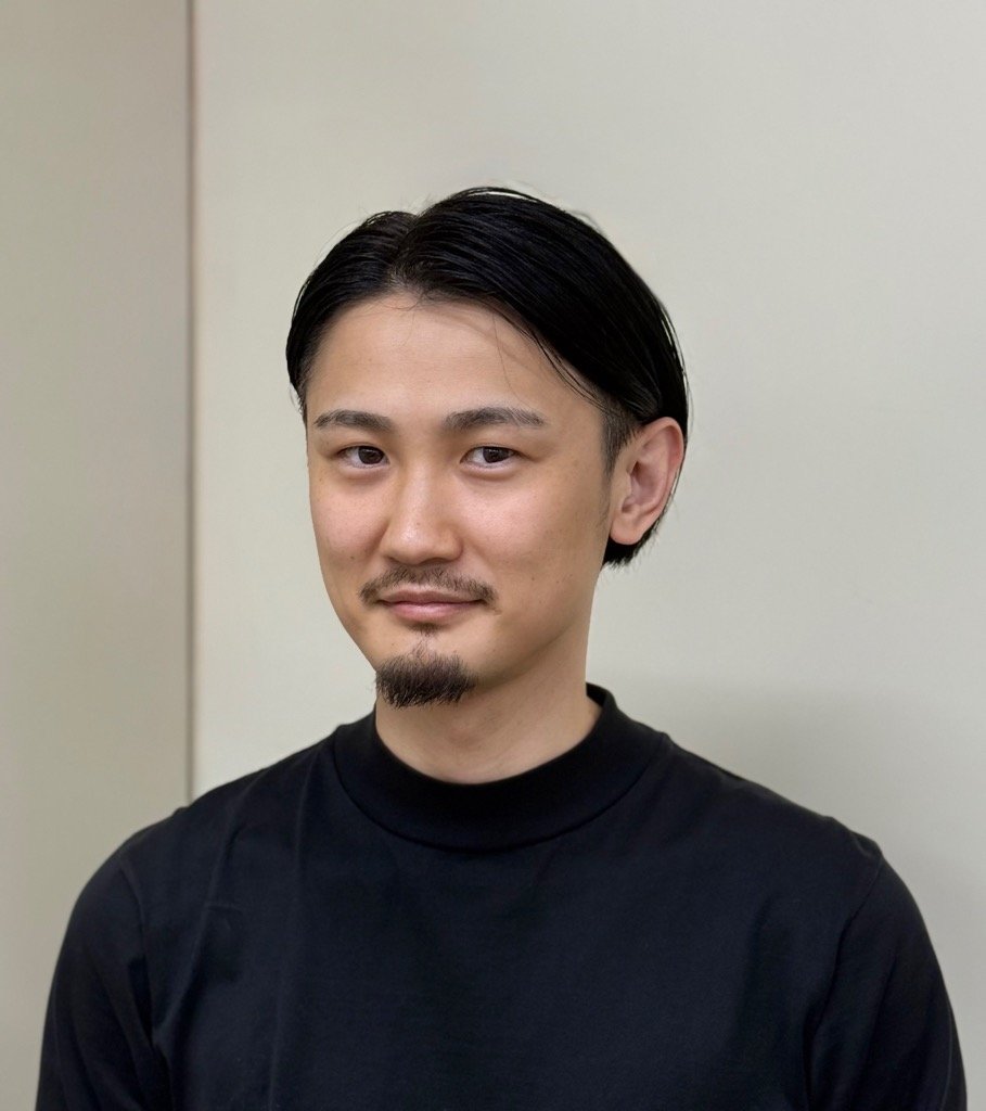 山中 靖